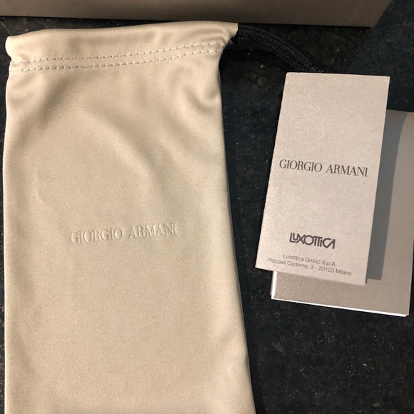 Giorgio Armani sunglasses - Picture 6 of 8